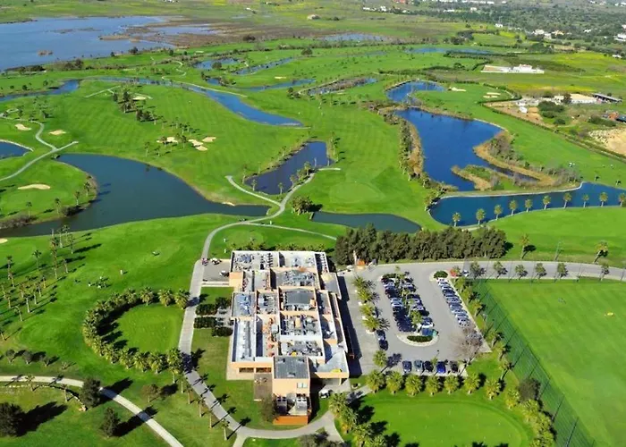 アパート Modern Retreat 700m From The - Salgados ギーア