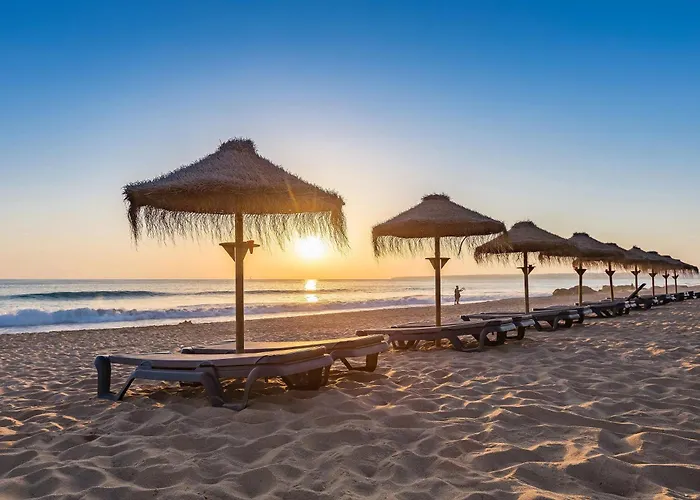 アパート Modern Retreat 700m From The - Salgados *