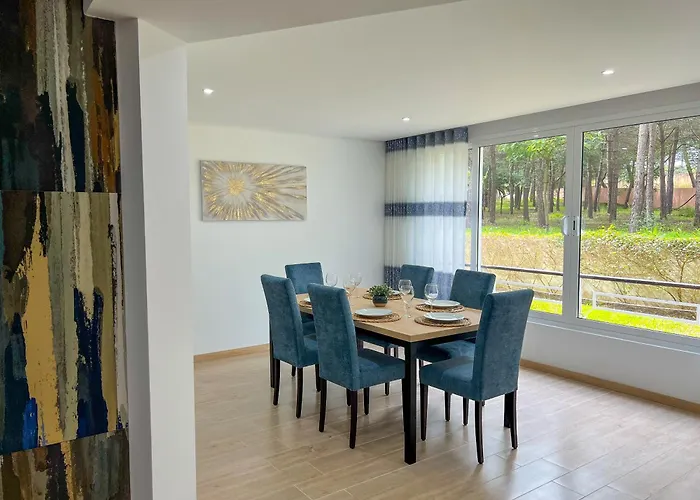 アパート Modern Retreat 700m From The - Salgados ギーア