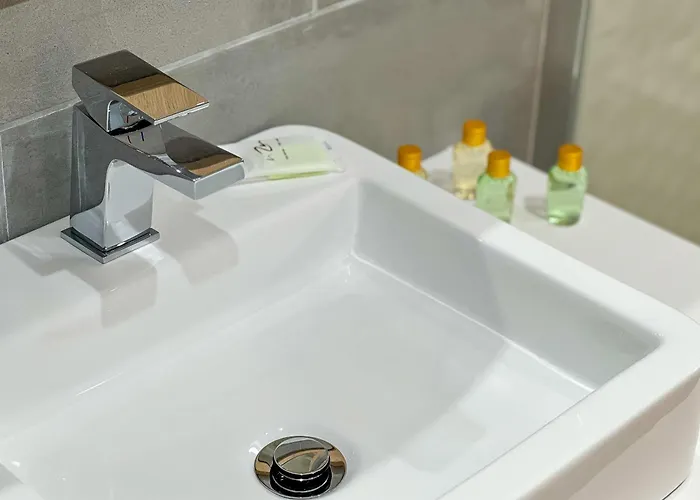 Modern Retreat 700m From The - Salgados アパート