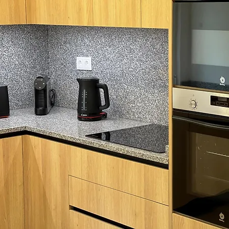 Modern Retreat 700m From The - Salgados